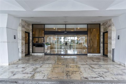Villa ou maison à louer à Miami Beach, Floride: 2 chambres, 95.69 m2 № 2171587 - photo 7