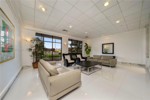 Villa ou maison à louer à Miami Beach, Floride: 2 chambres, 95.69 m2 № 2171587 - photo 9