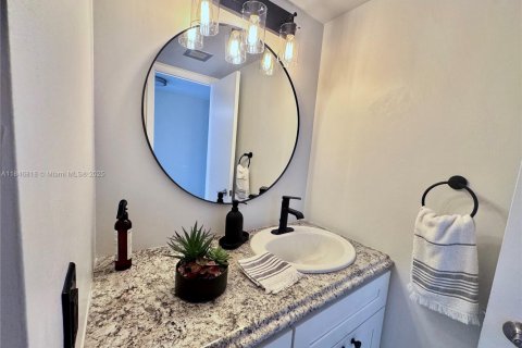 Condo in Aventura, Florida, 1 bedroom  № 1848830 - photo 10