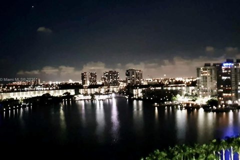 Condo in Aventura, Florida, 1 bedroom  № 1848830 - photo 27