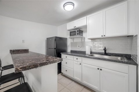 Apartamento en alquiler en Tampa, Florida, 1 dormitorio, 40.13 m2 № 1893613 - foto 9