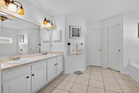 Casa en venta en Palm Coast, Florida, 4 dormitorios, 241.92 m2 № 1884382 - foto 13