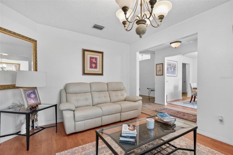 Casa en venta en Palm Coast, Florida, 4 dormitorios, 241.92 m2 № 1884382 - foto 18