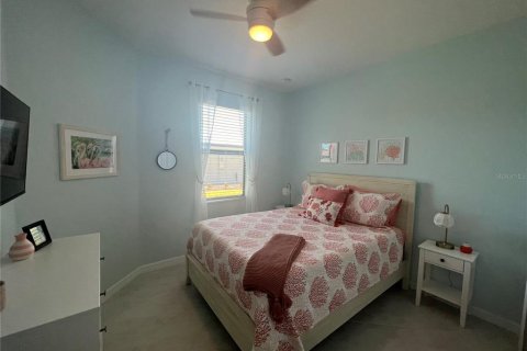 House in Port Charlotte, Florida 2 bedrooms, 145.3 sq.m. № 472305 - photo 23