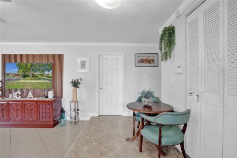 House in Margate, Florida 3 bedrooms, 162.95 sq.m. № 1842546 - photo 26