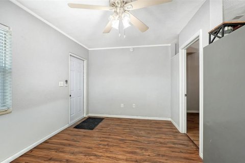 Commercial property in Bradenton, Florida 4 bedrooms, 83.61 sq.m. № 2222568 - photo 21