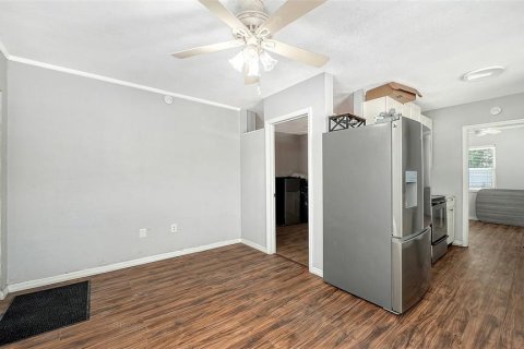 Commercial property in Bradenton, Florida 4 bedrooms, 83.61 sq.m. № 2222568 - photo 20