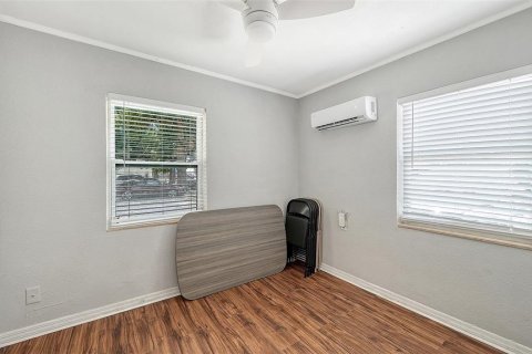 Commercial property in Bradenton, Florida 4 bedrooms, 83.61 sq.m. № 2222568 - photo 30