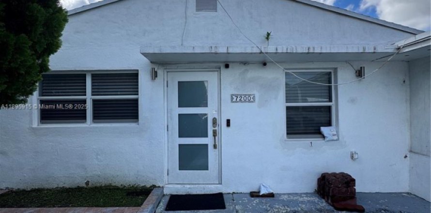 Apartamento en Miami, Florida 1 dormitorio, 200.85 m2 № 1950266