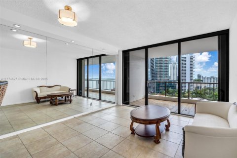 Condo in Miami, Florida  № 1772545 - photo 13