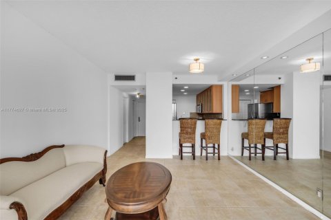Condo in Miami, Florida  № 1772545 - photo 16