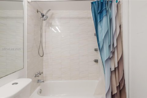 Adosado en venta en Plantation, Florida, 3 dormitorios, 152.73 m2 № 2047824 - foto 25