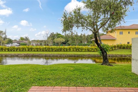 Adosado en venta en Plantation, Florida, 3 dormitorios, 152.73 m2 № 2047824 - foto 5