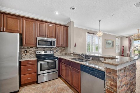 Condo in Palm Coast, Florida, 2 bedrooms  № 1902275 - photo 10