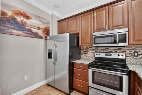 Condo in Palm Coast, Florida, 2 bedrooms  № 1902275 - photo 12