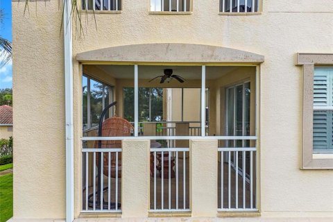 Condo in Palm Coast, Florida, 2 bedrooms  № 1902275 - photo 27