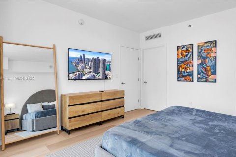 Condo in Miami, Florida, 1 bedroom  № 1708217 - photo 11