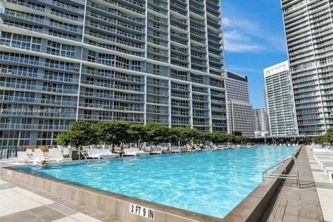 Condo in Miami, Florida, 1 bedroom  № 1708217 - photo 29