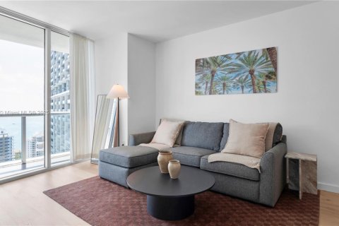Condo in Miami, Florida, 1 bedroom  № 1708217 - photo 10