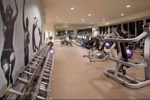 Condo in Miami, Florida, 1 bedroom  № 1708217 - photo 27