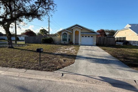 Villa ou maison à Vero Beach, Floride 3 chambres, 107.67 m2 № 2041028