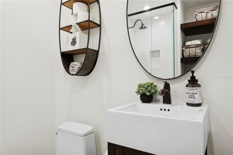 Casa en venta en Saint Petersburg, Florida, 4 dormitorios, 265.14 m2 № 1810248 - foto 27