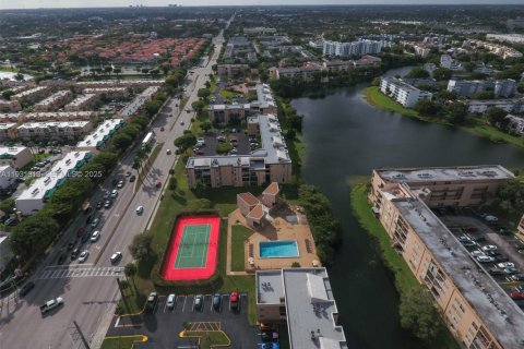 Condominio en venta en Miami, Florida, 1 dormitorio, 78.87 m2 № 1989977 - foto 6