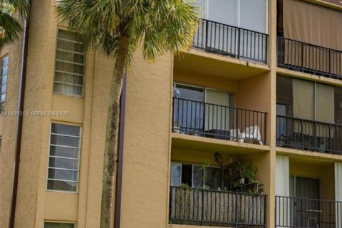 Condominio en venta en Miami, Florida, 1 dormitorio, 78.87 m2 № 1989977 - foto 25