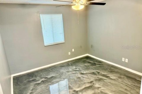 Condo in Gainesville, Florida, 2 bedrooms  № 1877107 - photo 8