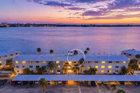 Condo à Sarasota, Floride, 2 chambres  № 2105316