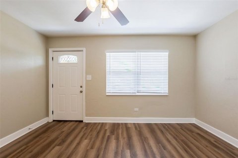 House in Saint Petersburg, Florida 3 bedrooms, 93.65 sq.m. № 1766123 - photo 14
