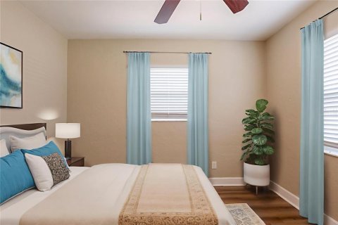 House in Saint Petersburg, Florida 3 bedrooms, 93.65 sq.m. № 1766123 - photo 6