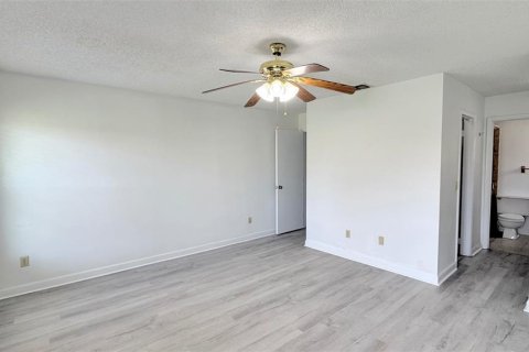 Villa ou maison à louer à Orlando, Floride: 3 chambres, 147.62 m2 № 2113319 - photo 17