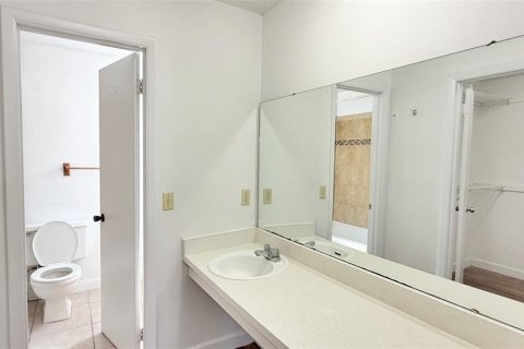 Villa ou maison à louer à Orlando, Floride: 3 chambres, 147.62 m2 № 2113319 - photo 18
