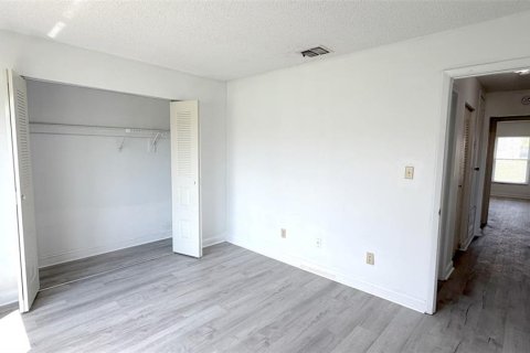 Villa ou maison à louer à Orlando, Floride: 3 chambres, 147.62 m2 № 2113319 - photo 11
