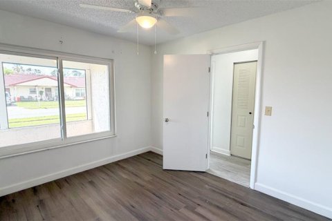 Villa ou maison à louer à Orlando, Floride: 3 chambres, 147.62 m2 № 2113319 - photo 8