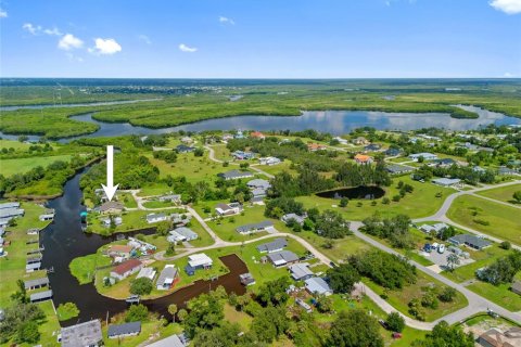 House in Punta Gorda, Florida 3 bedrooms, 162.21 sq.m. № 1882681 - photo 22