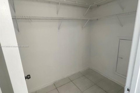 Condo in Homestead, Florida, 3 bedrooms  № 1862666 - photo 10
