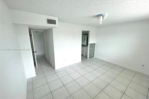 Condo in Homestead, Florida, 3 bedrooms  № 1862666 - photo 9