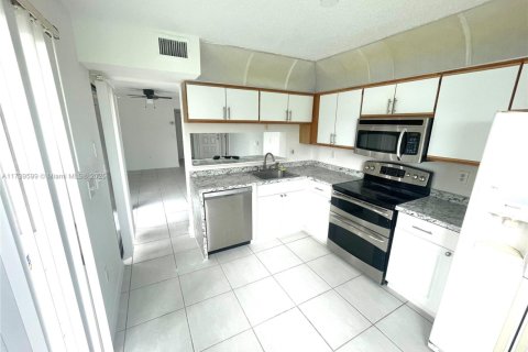 Condo in Homestead, Florida, 3 bedrooms  № 1862666 - photo 5