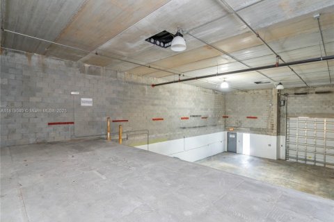 Immobilier commercial à vendre à Miami Gardens, Floride № 1776441 - photo 4