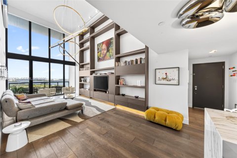 Condominio en venta en Miami, Florida, 2 dormitorios № 2030270 - foto 7