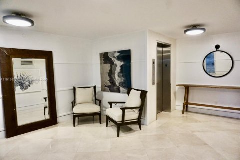 Condo in Key Biscayne, Florida, 3 bedrooms  № 1973208 - photo 24