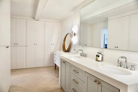 Condo in Key Biscayne, Florida, 3 bedrooms  № 1973208 - photo 15