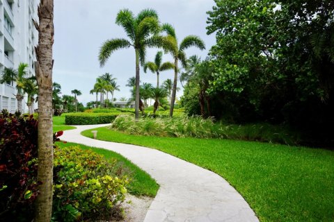 Condo in Key Biscayne, Florida, 3 bedrooms  № 1973208 - photo 29