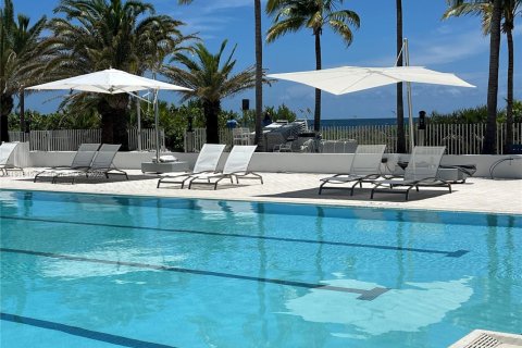 Condo in Key Biscayne, Florida, 3 bedrooms  № 1973208 - photo 2