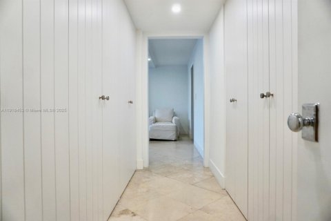 Condo in Key Biscayne, Florida, 3 bedrooms  № 1973208 - photo 12