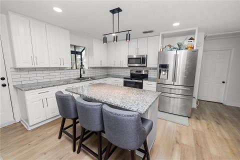 Casa en venta en Lakeland, Florida, 3 dormitorios, 115.48 m2 № 2289957 - foto 13