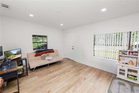 Casa en venta en Lakeland, Florida, 3 dormitorios, 115.48 m2 № 2289957 - foto 6