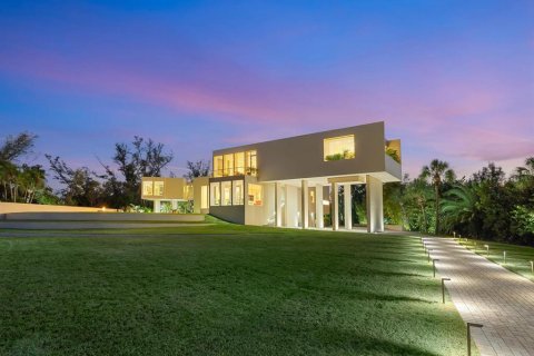House in Longboat Key, Florida 4 bedrooms, 640.19 sq.m. № 2155211 - photo 7